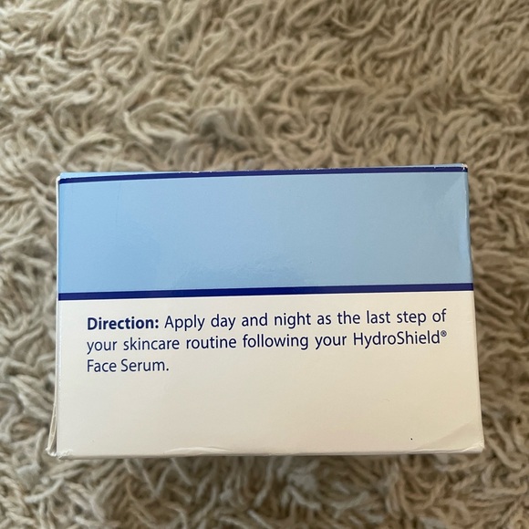 Dr. Denese HydroShield Hydrating Dream Cream 3.4 oz - Picture 5 of 11